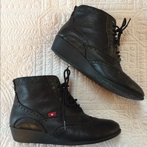 Oliberte Black Leather Ankle Boots Size EU 39